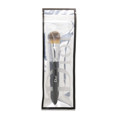 Christian Dior Dior Backstage Light Coverage Fluid Foundation Brush 11 Picture Color
